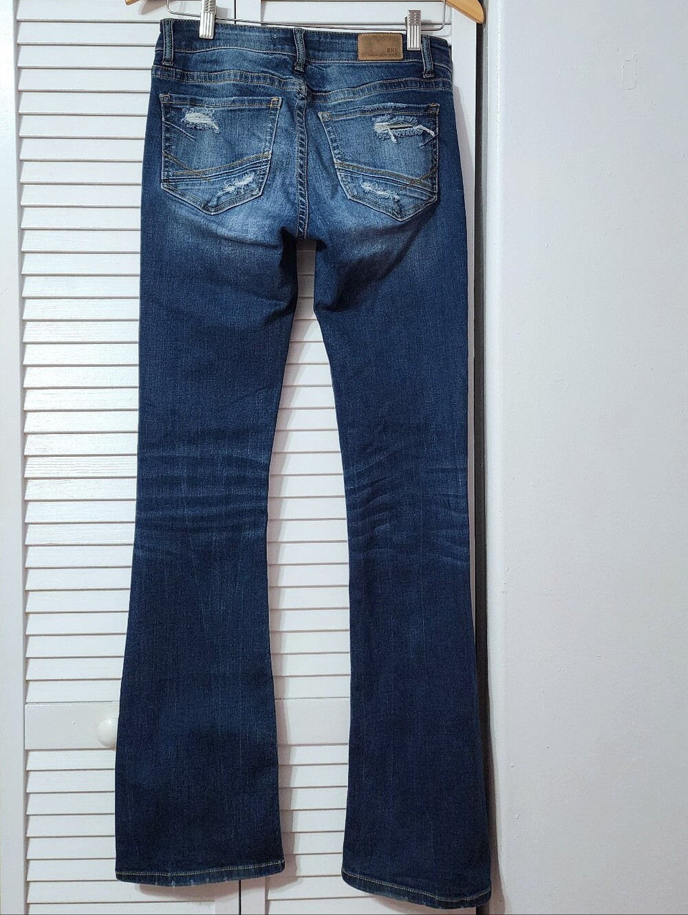 BKE Stella Women’s Distressed Medium Blue Bootcut Jeans